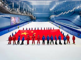 LCK银河战舰被打成人机！连送两张MSI门票，中单心态炸裂现场抽泣